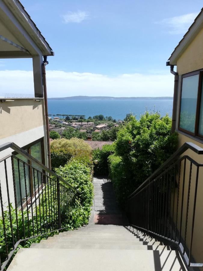 Sguardo Sul Lago Trevignano Romano Exteriér fotografie