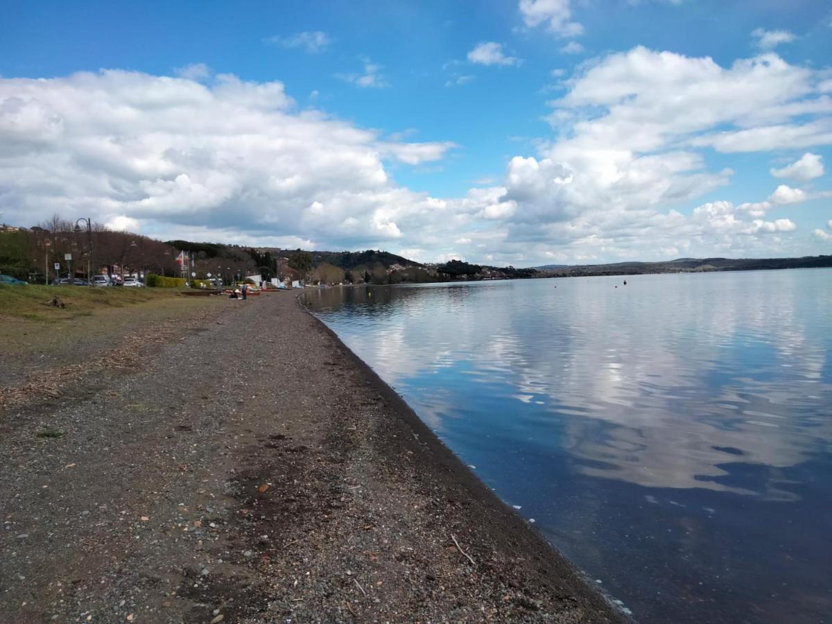 Sguardo Sul Lago Trevignano Romano Exteriér fotografie
