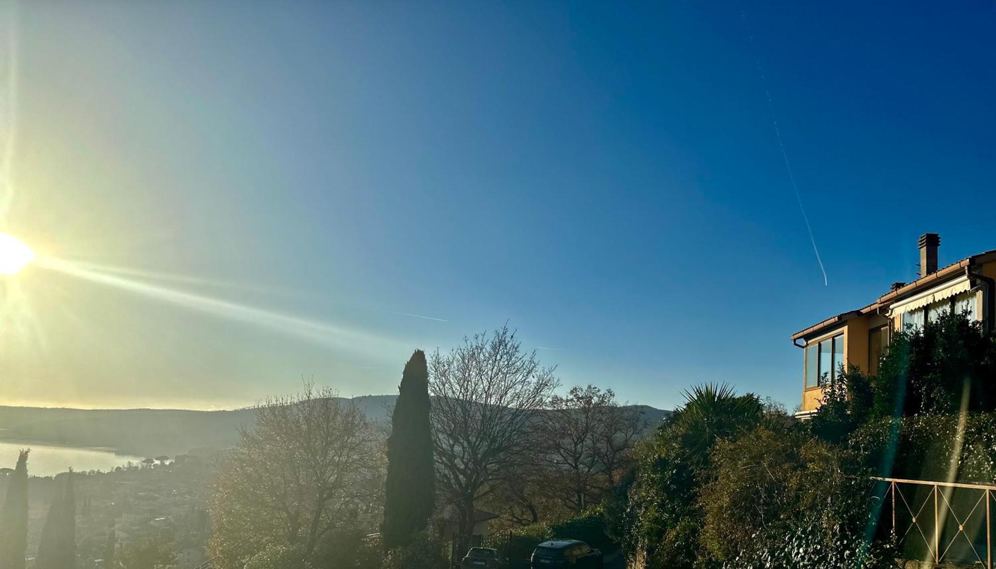 Sguardo Sul Lago Trevignano Romano Exteriér fotografie
